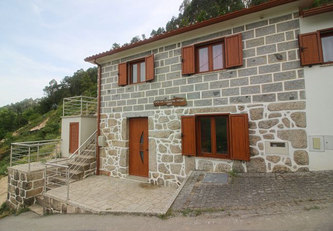  à Gerês - Réf. 562087