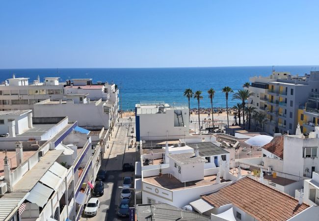 Appartement à Quarteira - Réf. 584042